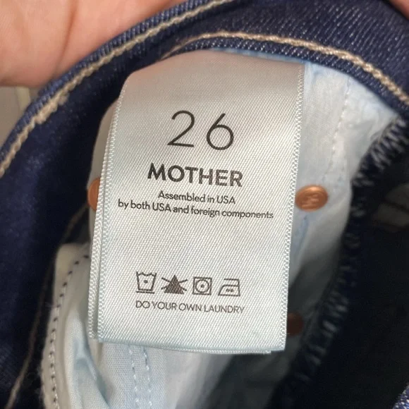NWT MOTHER The Insider Crop Step Fray Jean in Off Limits - Picture 12 of 16